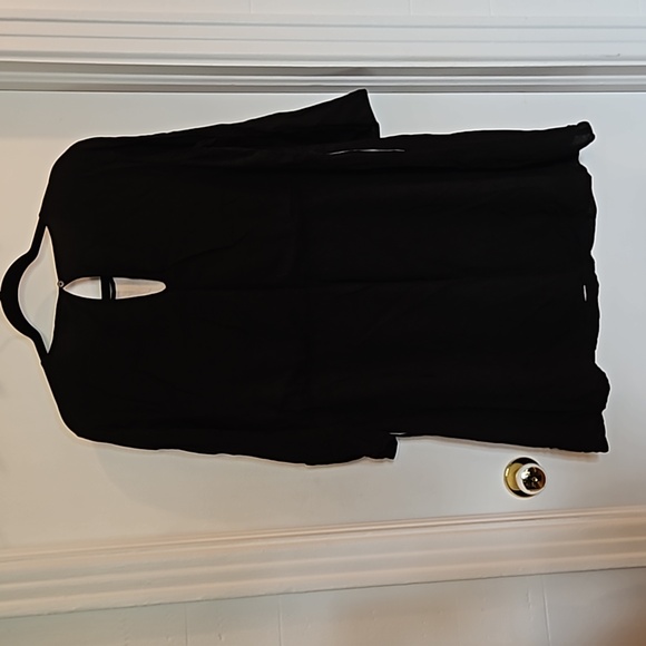 Aritzia wilfred black dress - Picture 4 of 6